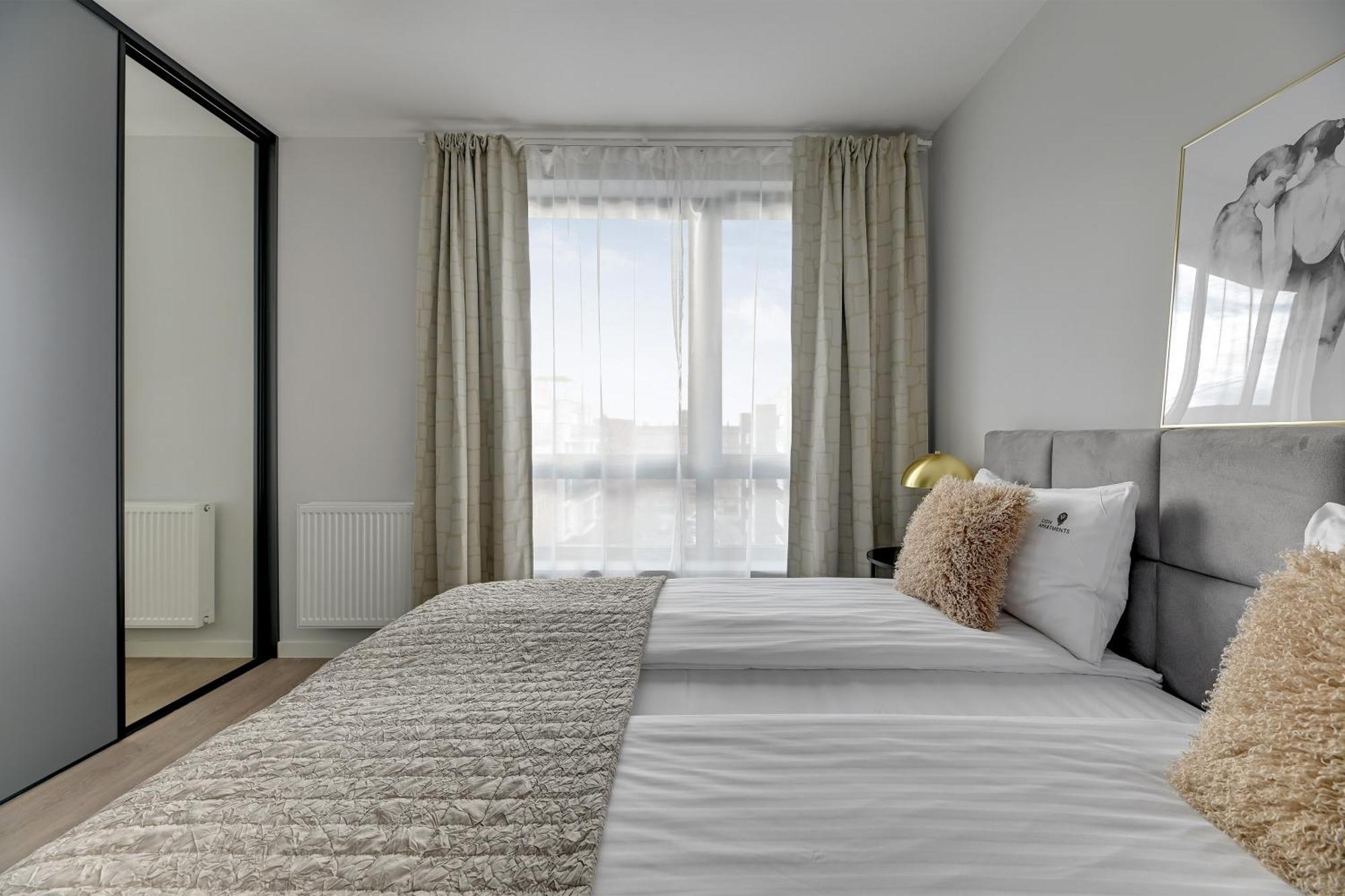 Lion Apartments - Premium Apartments With Parking In The Center Of Gdańsk Buitenkant foto