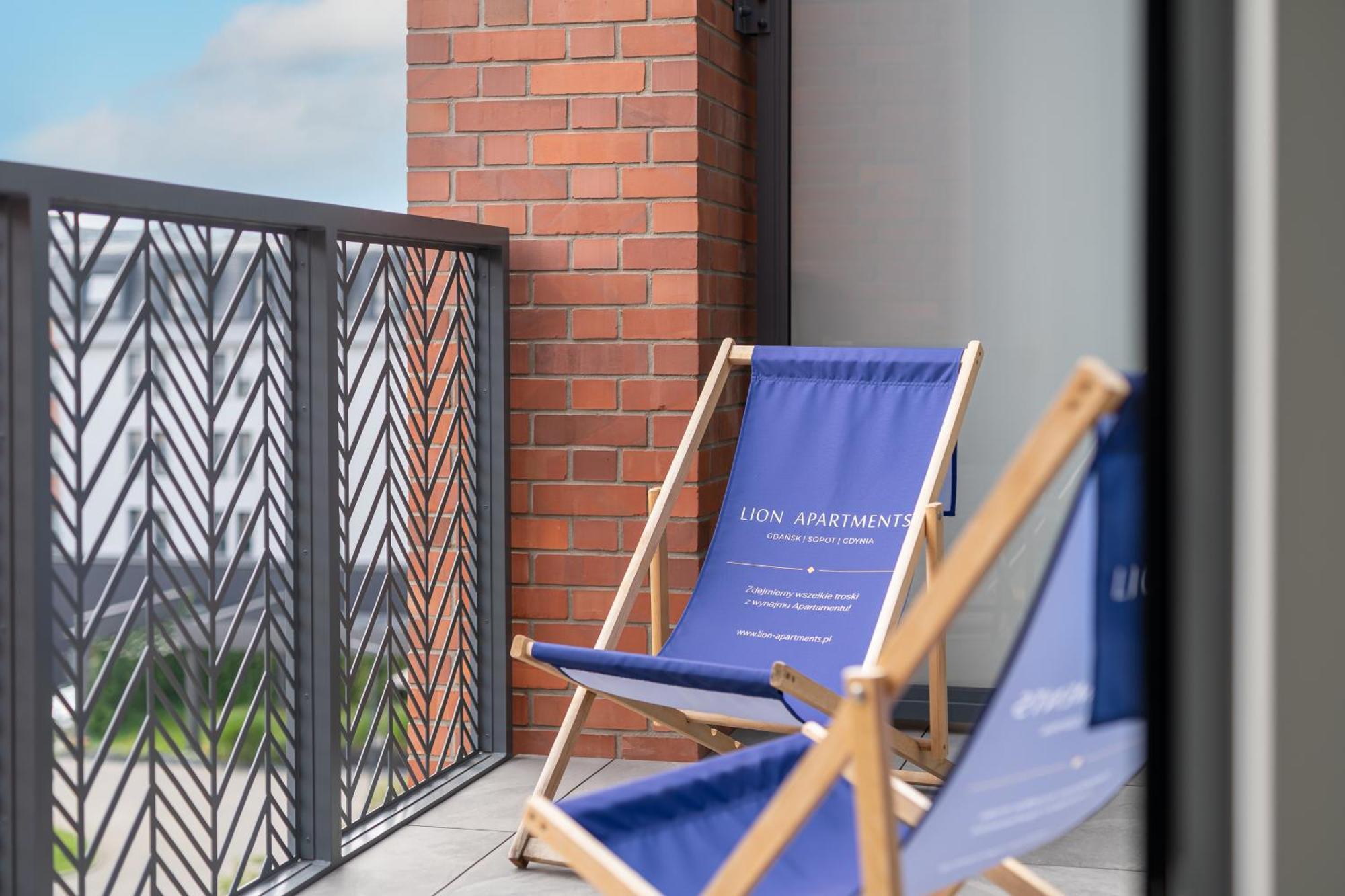 Lion Apartments - Premium Apartments With Parking In The Center Of Gdańsk Buitenkant foto